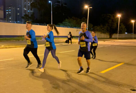 equipe-running-team-night-race